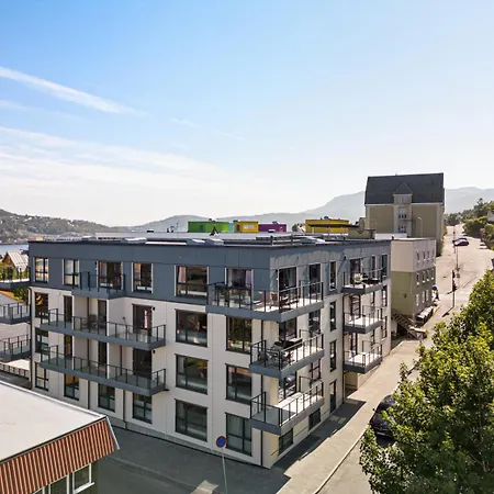 公寓 Modern Penthouse With Views In *