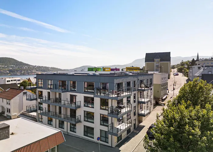 公寓 Modern Penthouse With Views In *