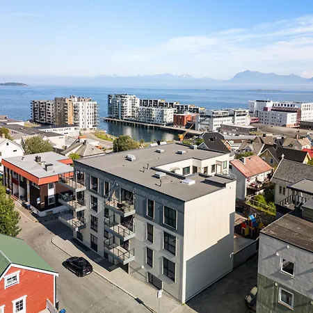 Modern Penthouse With Views In هارستاد